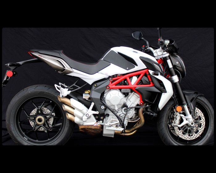 TechSpec Tank Grip Pads for the MV Agusta Brutale 675 (12-16), 750 (01-06), 800 / 800 Dragster (13+), 1090 (09+) TechSpec Tank Grip Pads for the MV Agusta Brutale 675 (12-16), 750 (01-06), 800 / 800 Dragster (13+), 1090 (09+)
